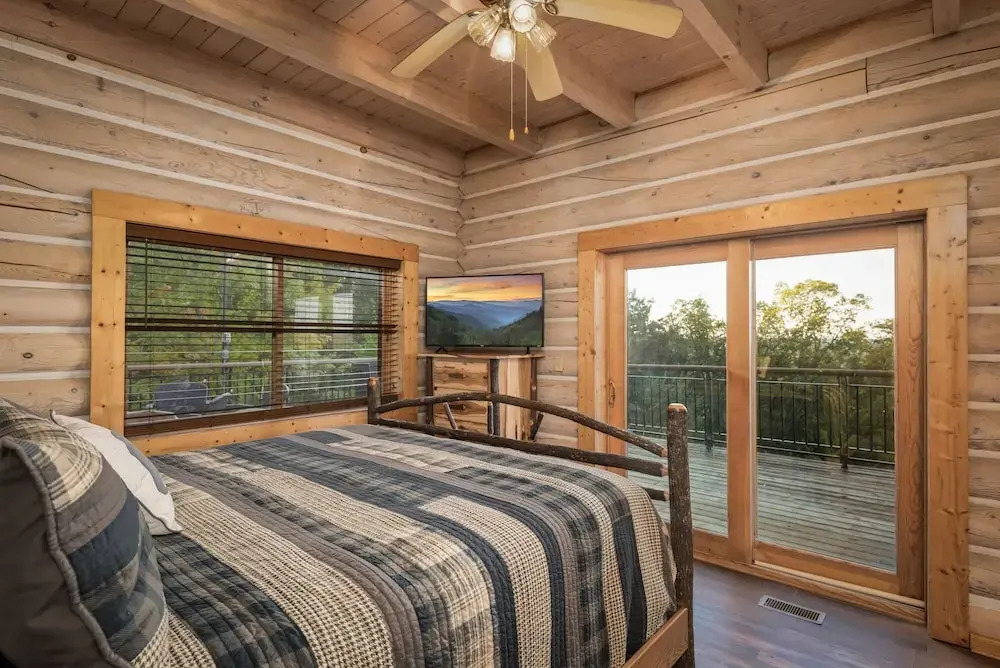Tanglewood Mountain Lodge 8 Bedrooms 5 Bathrooms Home