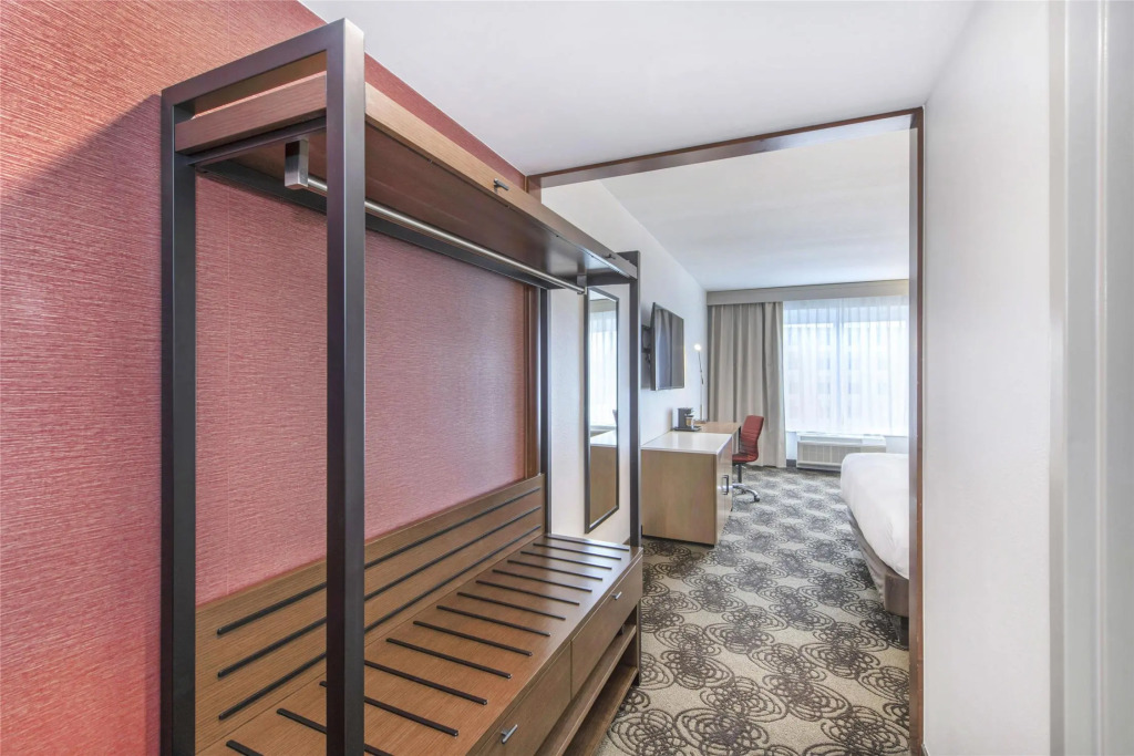 DoubleTree by Hilton Raleigh-Cary