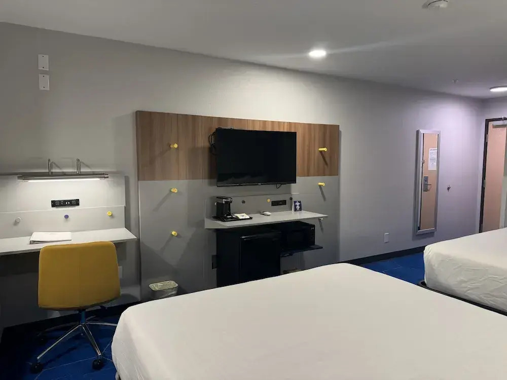 Microtel Inn & Suites by Wyndham Independence