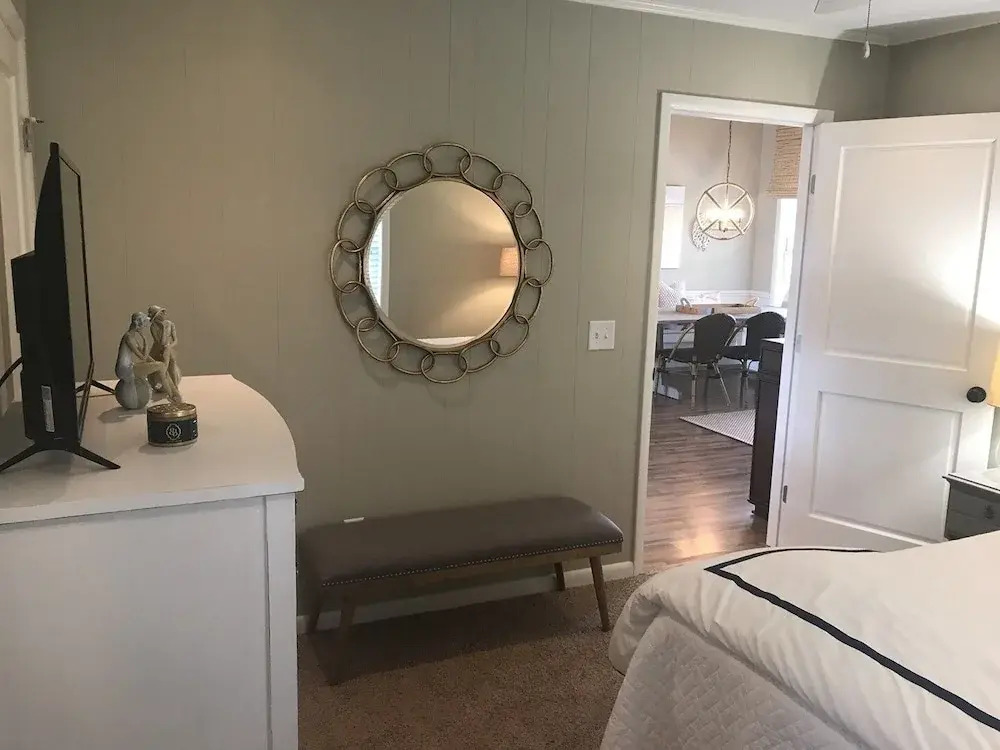 Oh Happy Day! 4 Bedroom Home
