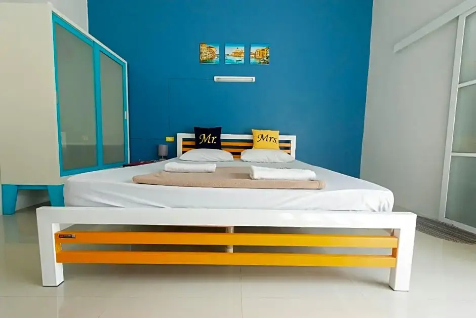 Station 14 Apartment