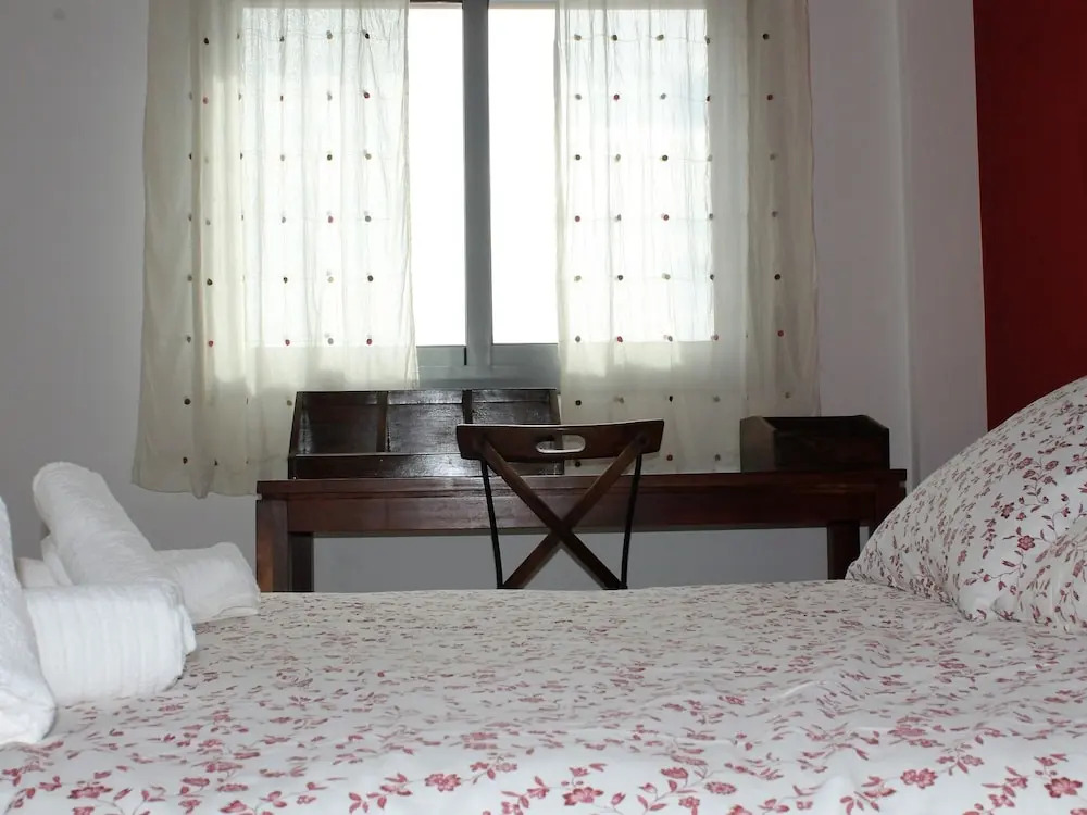 Suitur beach apartment with pool
