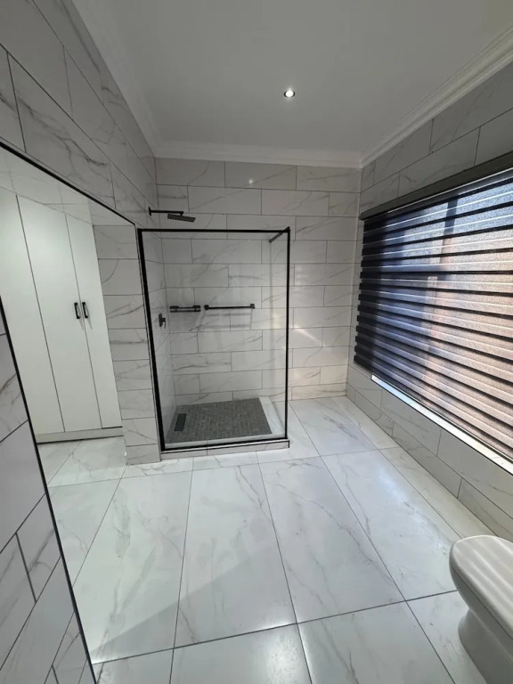 Boutique Hotel-Style Room In Ferndale-C3