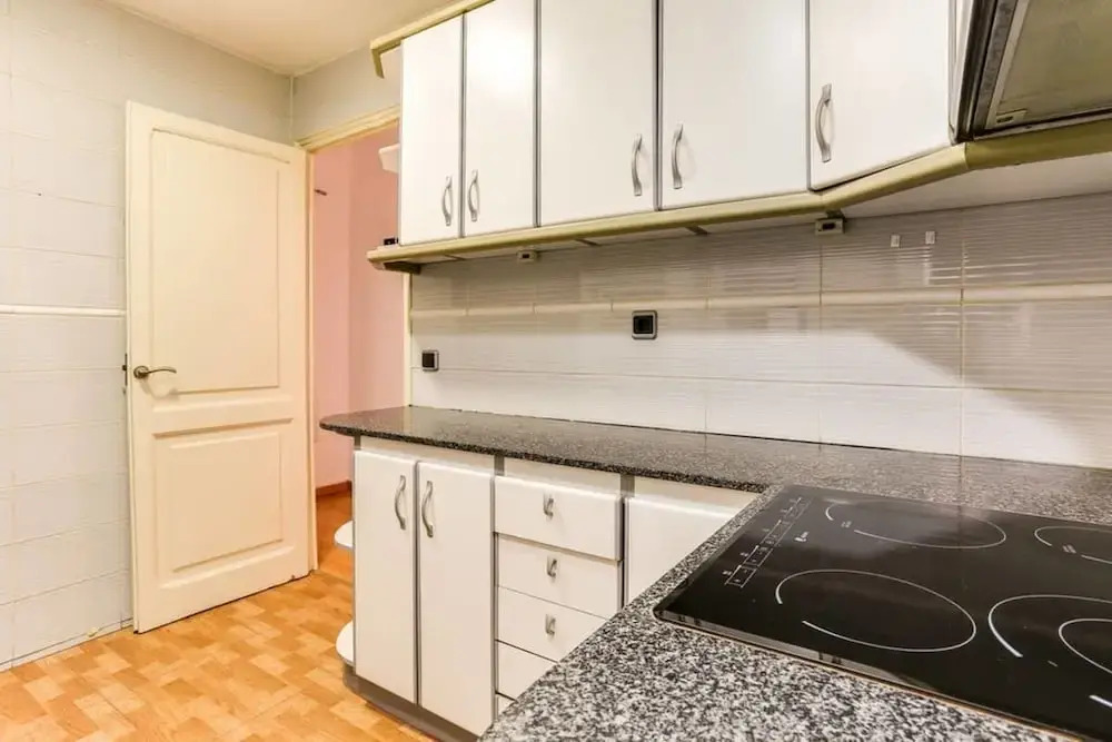 Luminous 2 Bedroom Next to Sagrada Familia