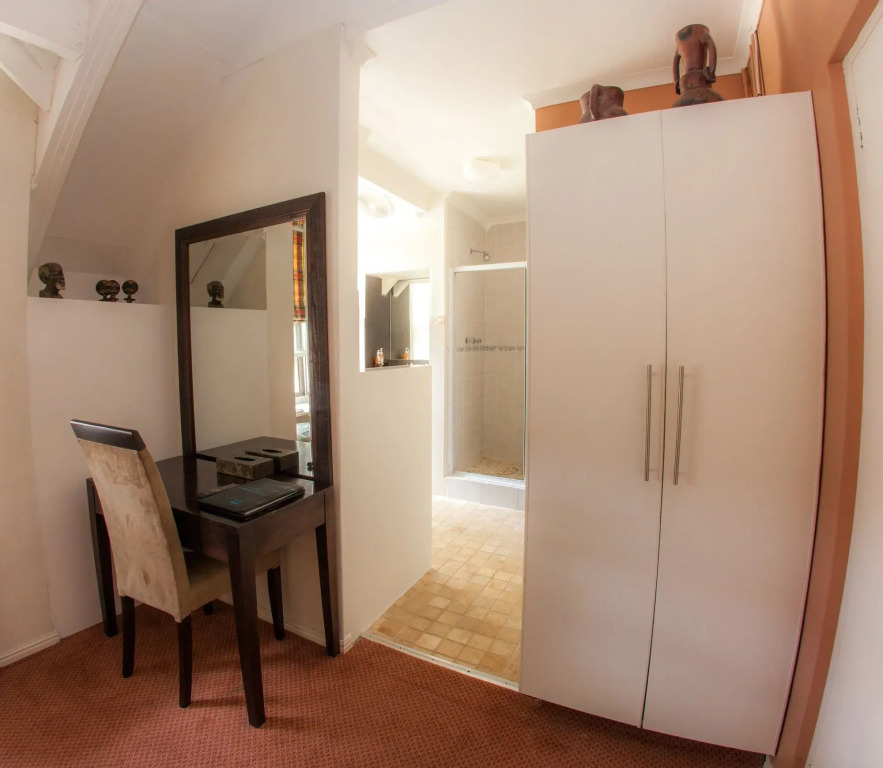 Somerset Villa Guesthouse