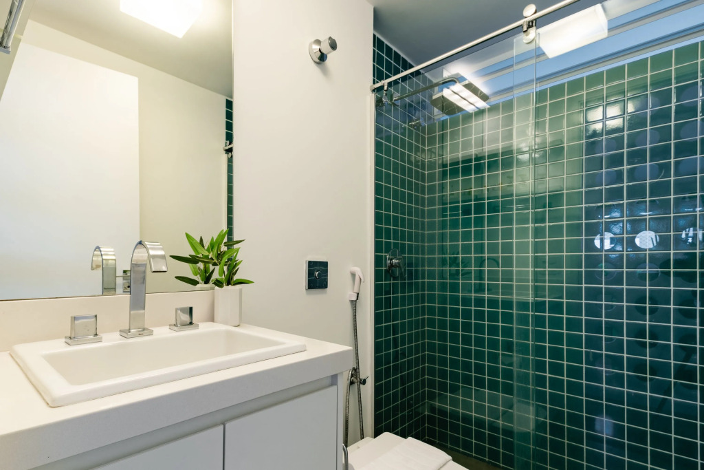 Apartamento amplo com 2 quartos | Jardim Paulista