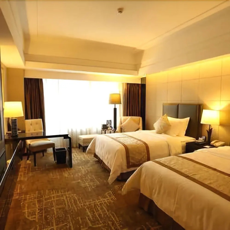 Freeland Jinglun Hotel
