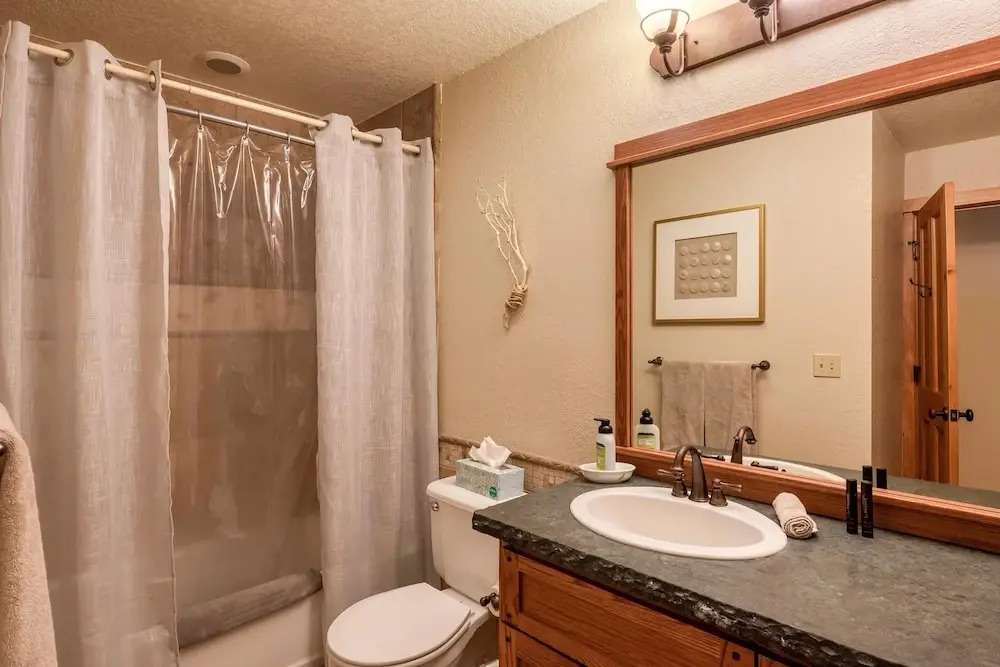 Tahoe Donner Gem - 4 Br Home