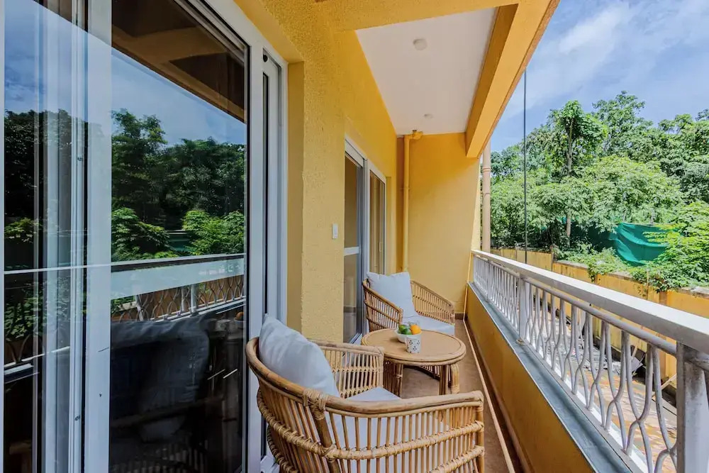 Alaya Stays Veera Marina 1BHK with Pool