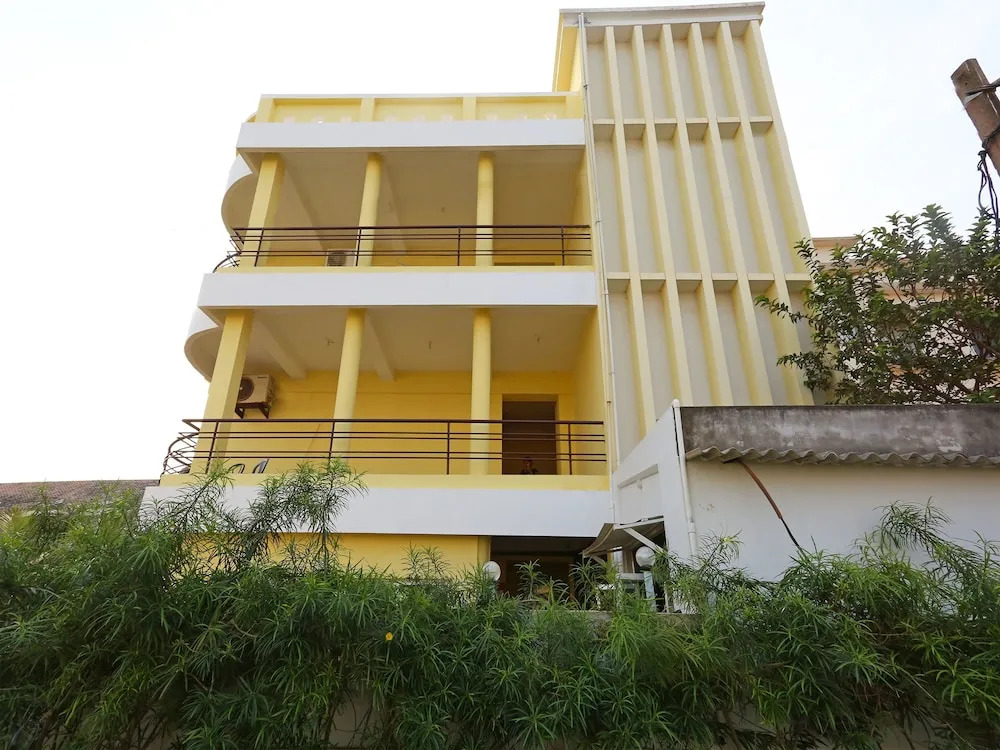 OYO 12337 Hotel Rupashi Bangla