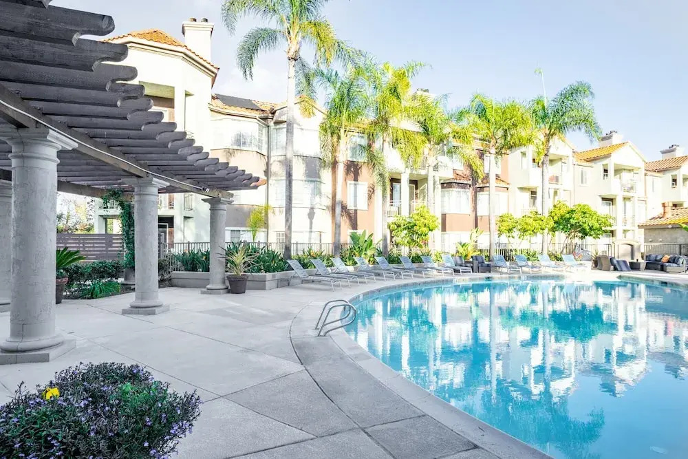 WanderJaunt - Stylish Mission Valley Apts