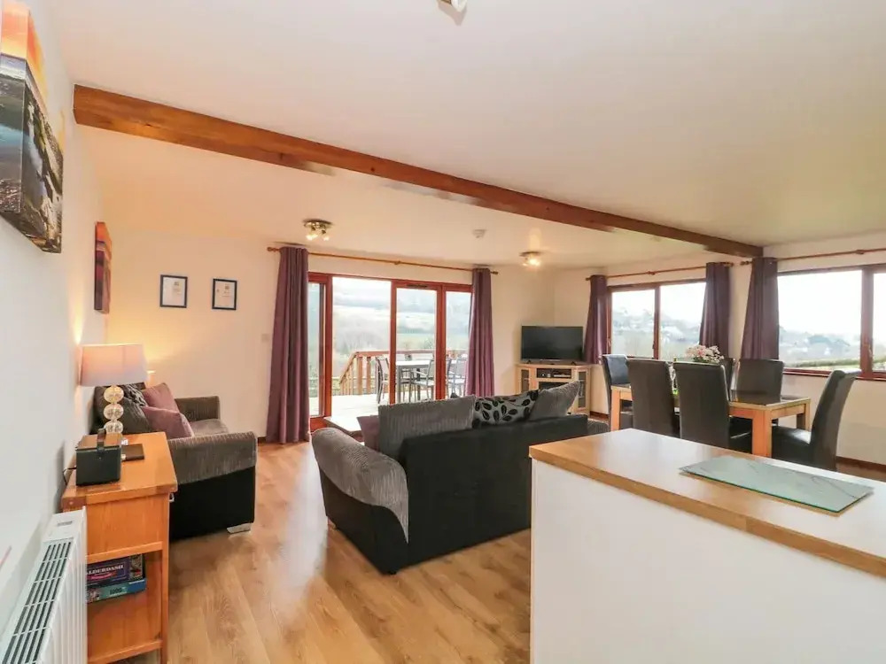 The Willow Lodge
