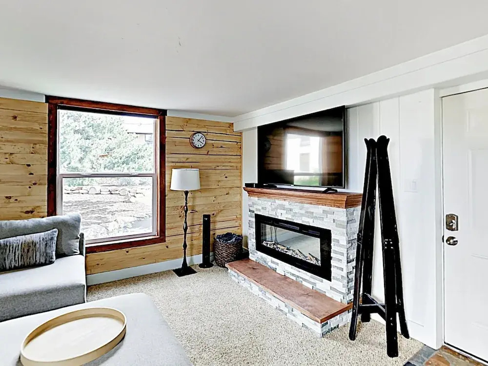 New Listing! Ski Haven - Walk To Resort Base 2 Bedroom Condo