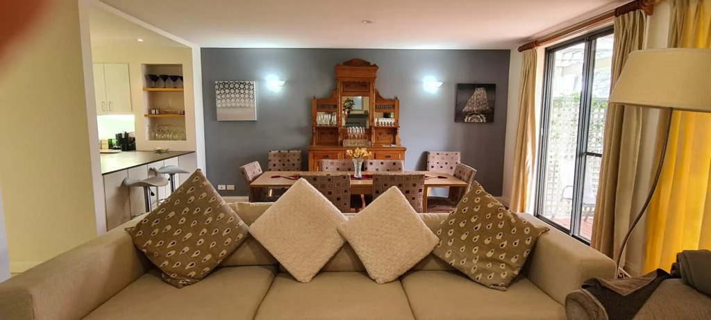 VILLA DION - 3 Bedrooms situated in Cypress Lakes Resort