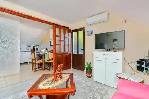 Apartment Mirjana