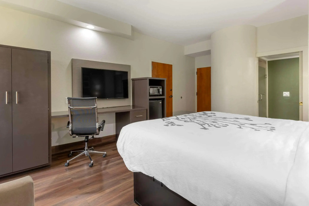 Garner Hotel Sumter Northwest by IHG