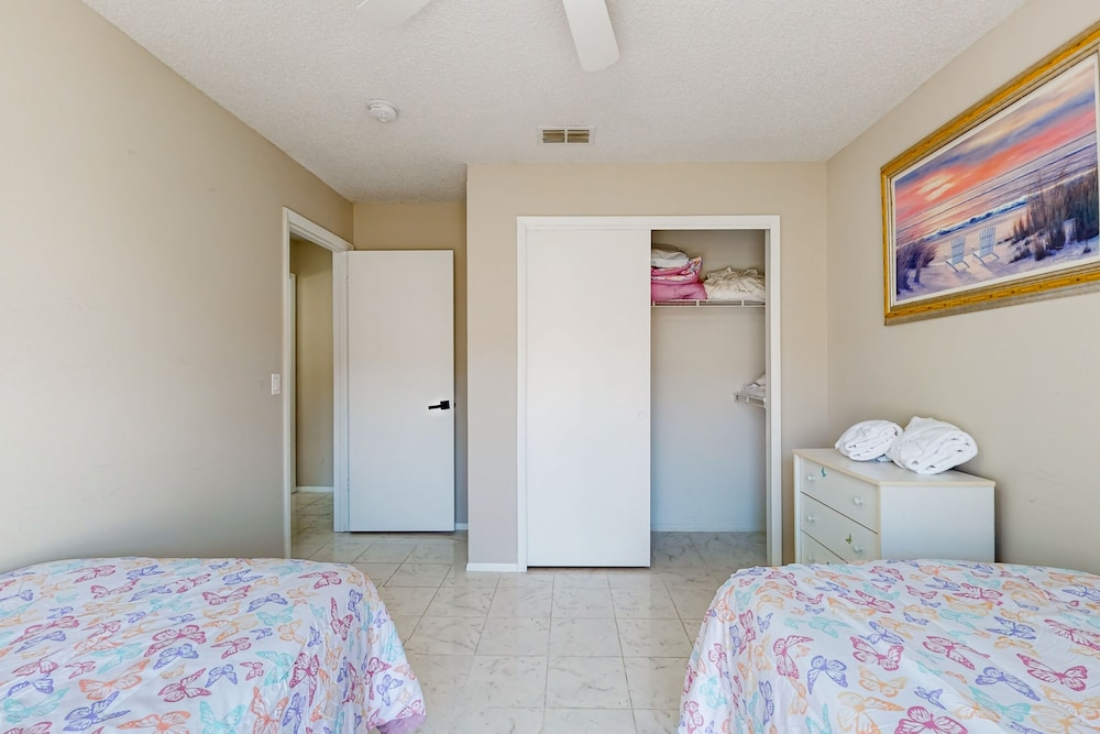 Spacious Dog-friendly Home W/private Pool, Pong Pong, Near Disney