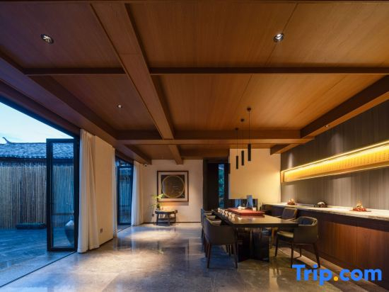 Lijiang Ancient Town · Jingyao Tea Zen Haven · Designer's Courtyard (Sifang Street)