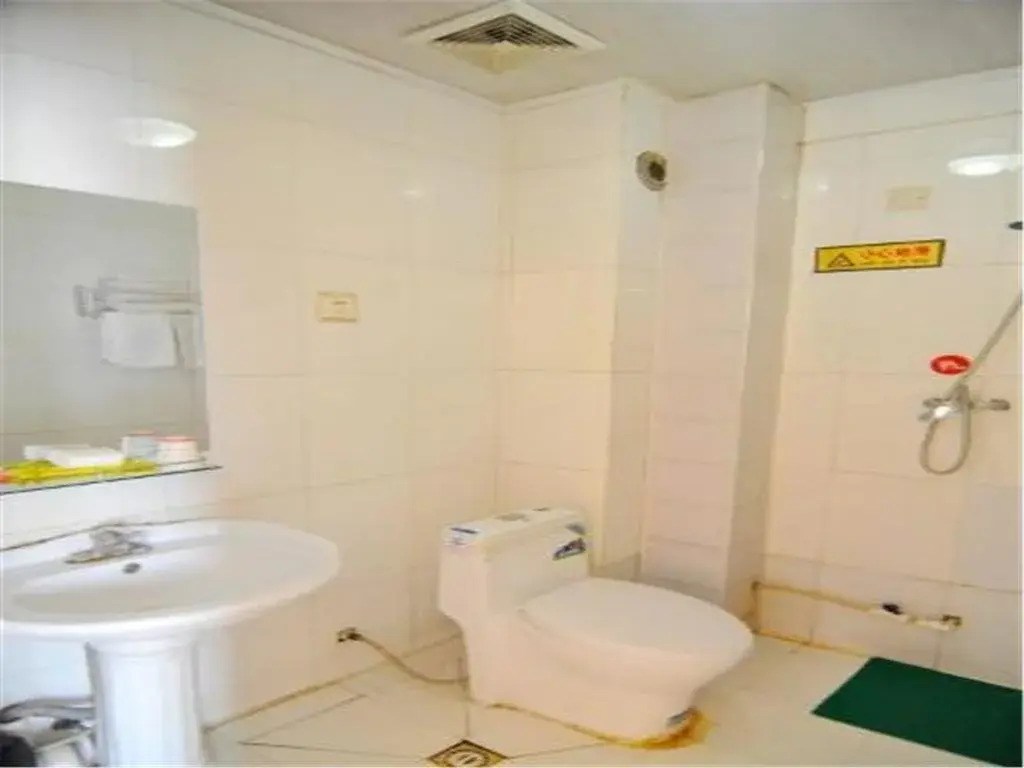 Kelinning Hotel Qingdao East Jialingjiang Road