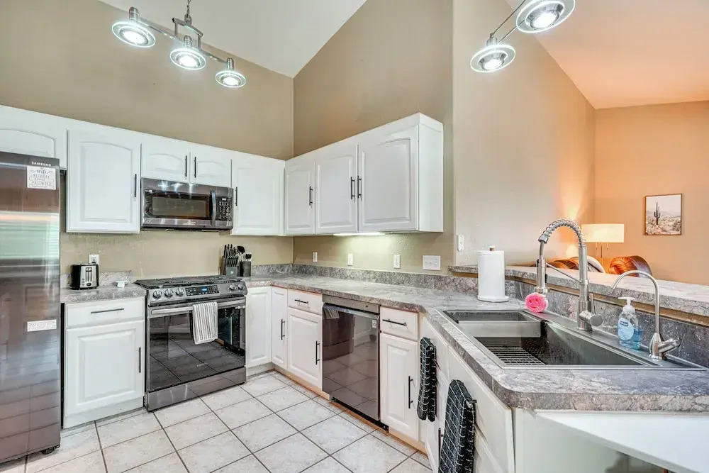 Heated Pool & Spa: Catalina Mtn-view Home!