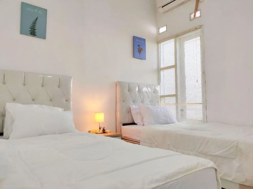 SLEEP HOUSE Cirebon Homestay