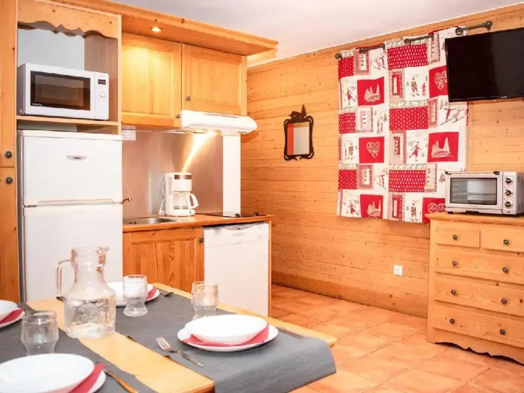 Appartement Uvernet-Fours, 1 pièce, 4 personnes - FR-1-504-367
