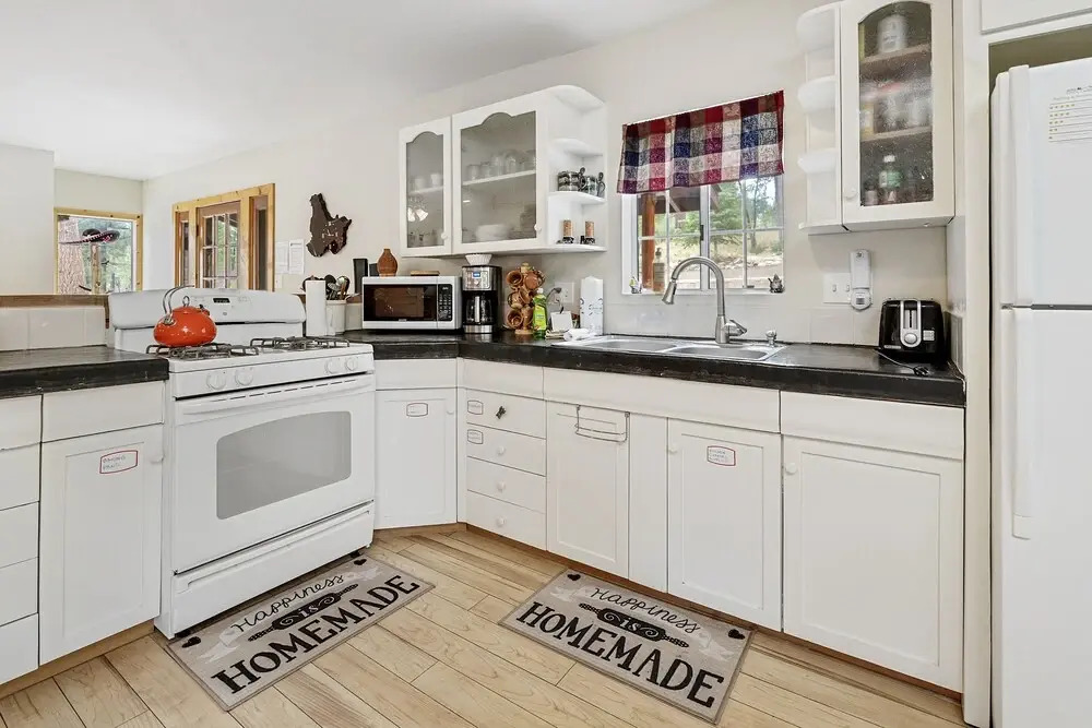 Casita Gonzalez - Modern Mountain Home Situated In A Prime Location Of Big Bear! 2 Bedroom Home