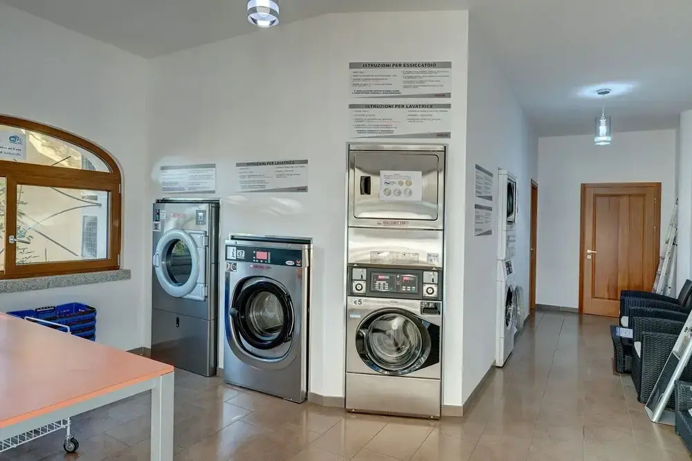 The Fantastic Residenza Badus Studio Sleeps 2 Num0828