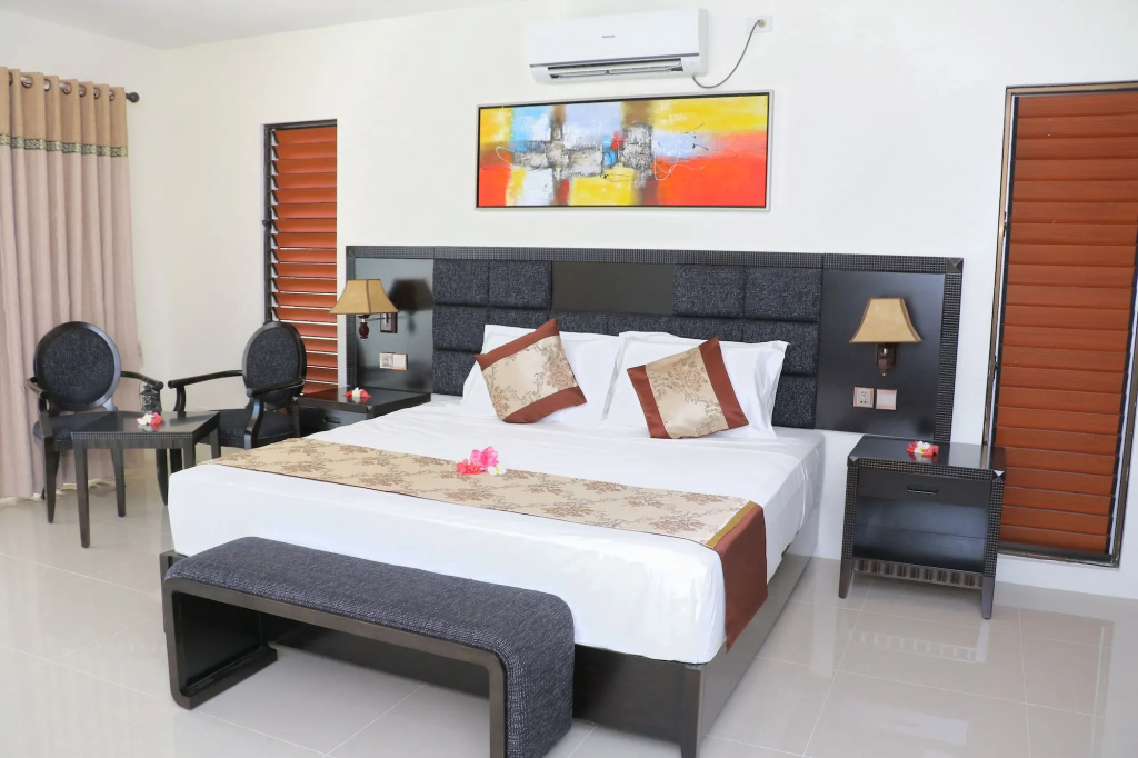 Nila Beach Resort