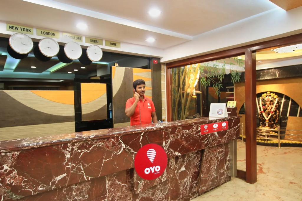 Aura Inn