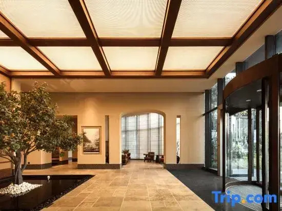 Atour Hotel Wenzhou South Station Yintai Department jianye Store