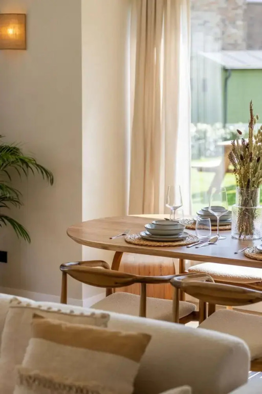 Renovated Apartment With Garden and Parking