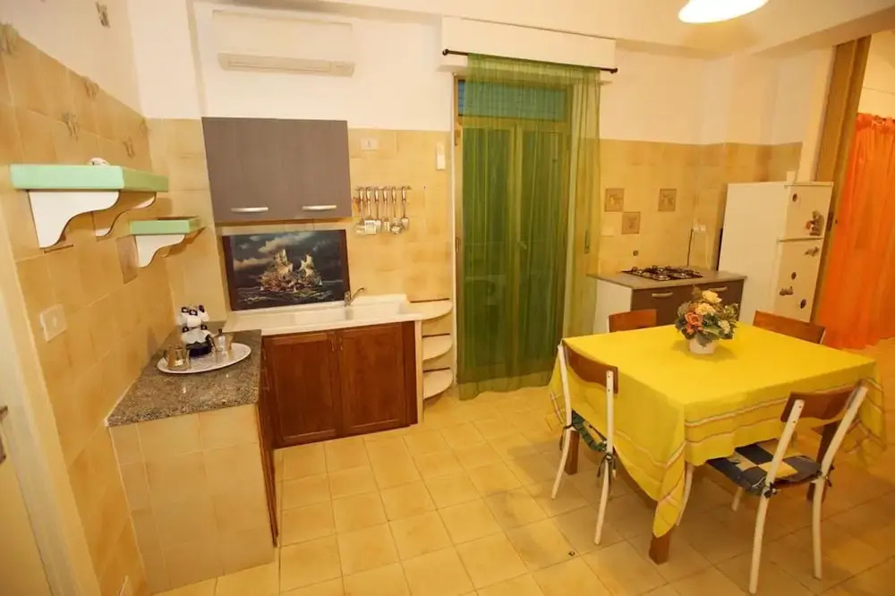 House With 4 Bedrooms in Palermo, With Wonderful sea View, Enclosed Ga