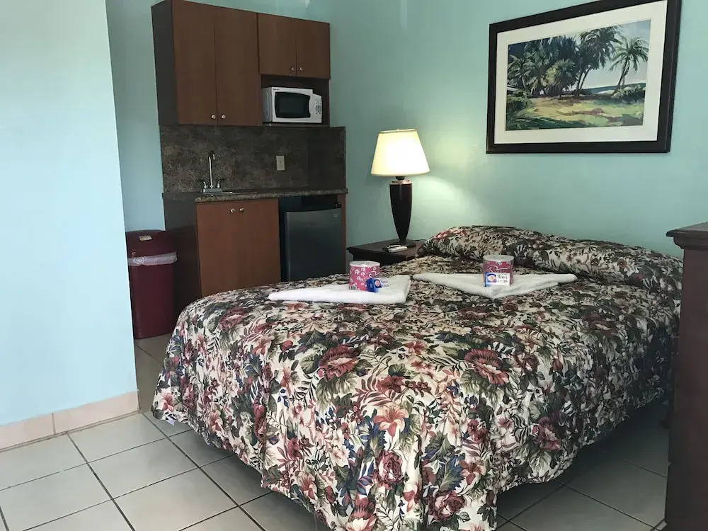 Dixie Hotel