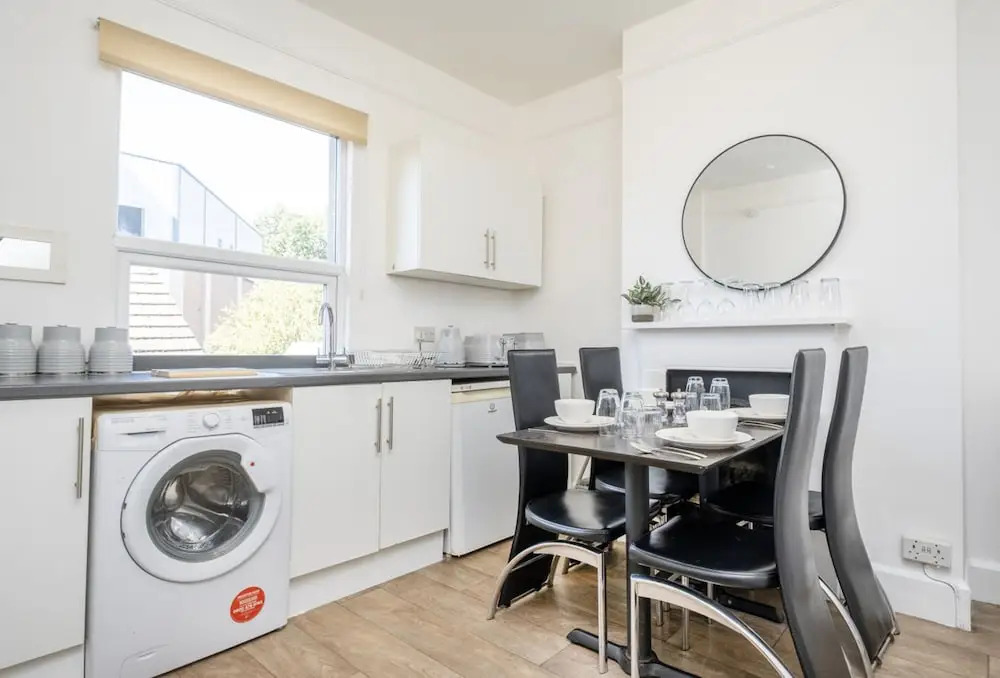 Gloucester Street Nest - 3BR Flat for 7 Guests