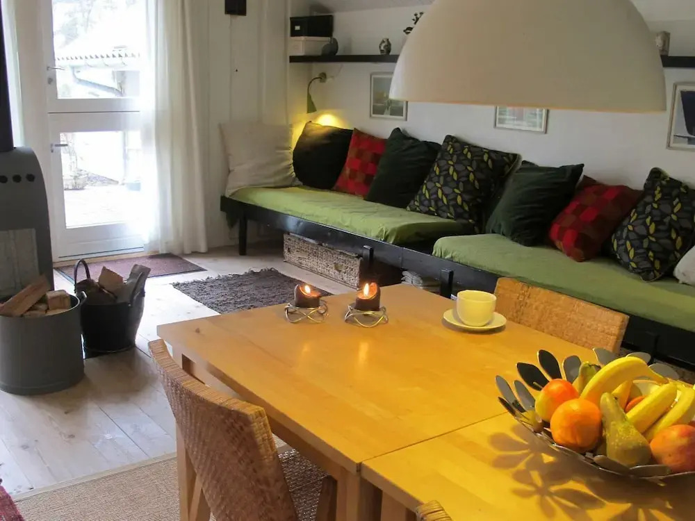 Seaside Holiday Home for 4 in Askeby