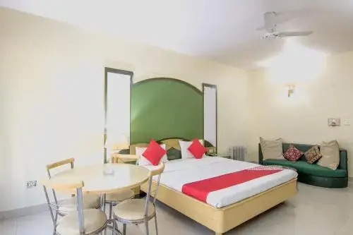 Collection O 27830 Hotel Green Forest