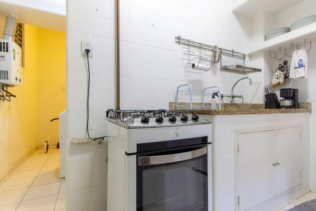 237 - Ipanema 2 quartos - Silencioso, Bem localizado