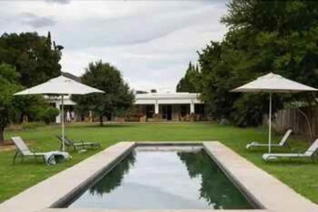 Langhuis Guesthouse