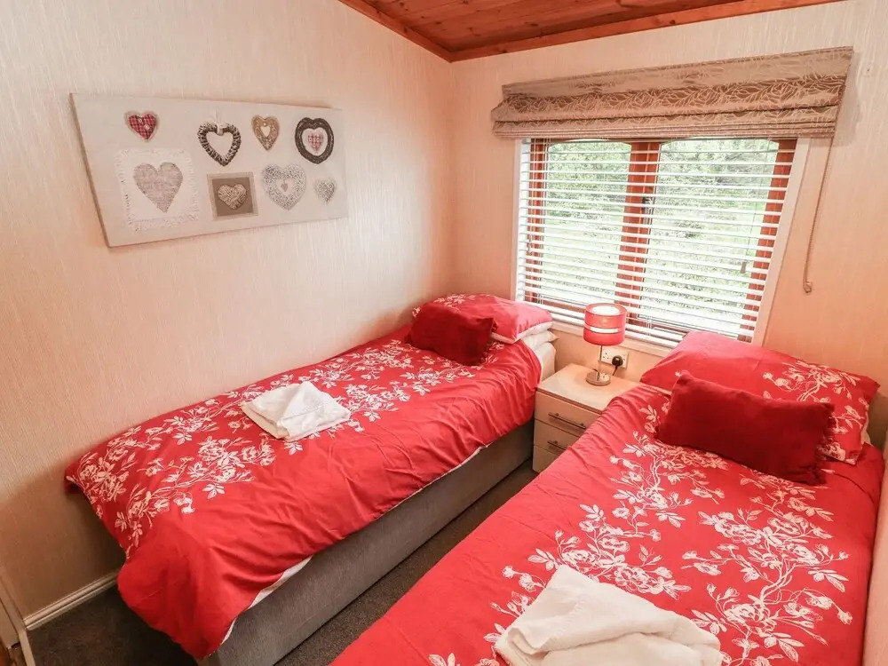 Brook Edge Lodge