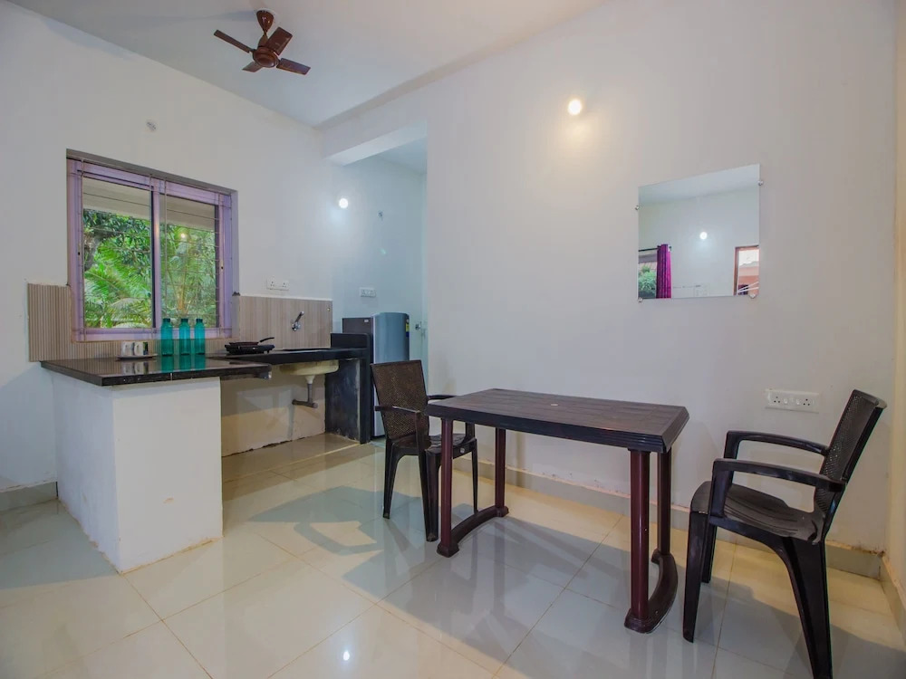 OYO 12872 Home 1BHK Siolim