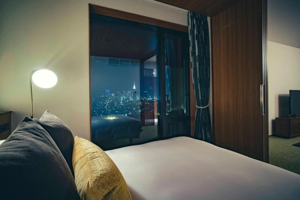 THE AOYAMA GRAND HOTEL