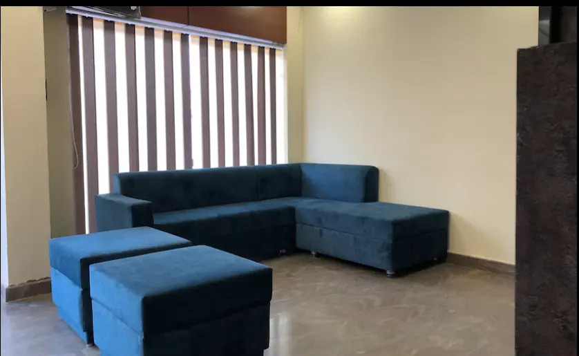 Hotel Frontier Royal