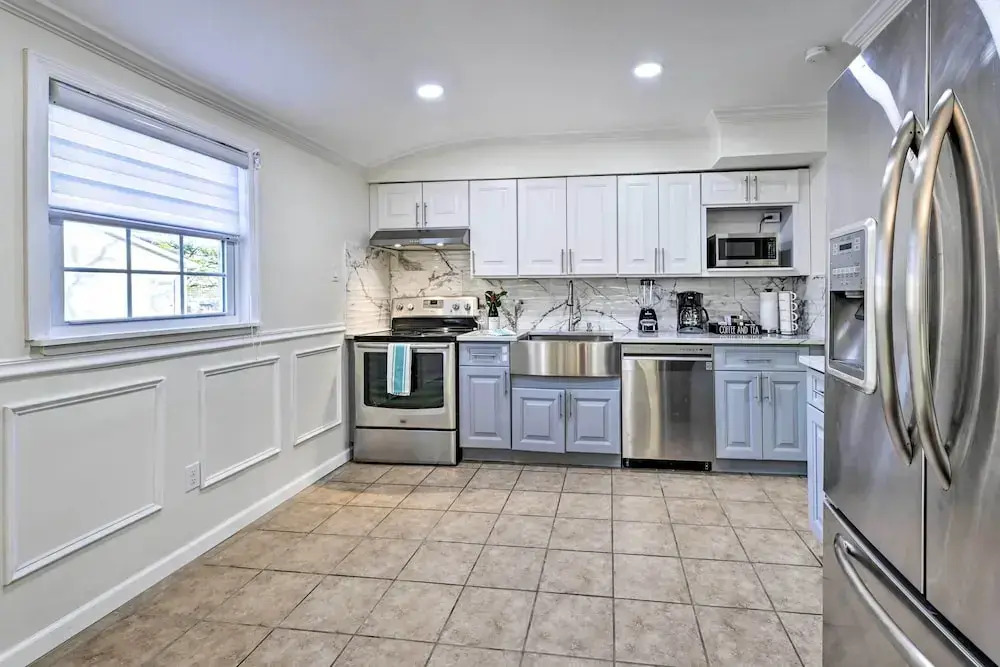 Bay Shore Vacation Rental w/ Shared Yard!