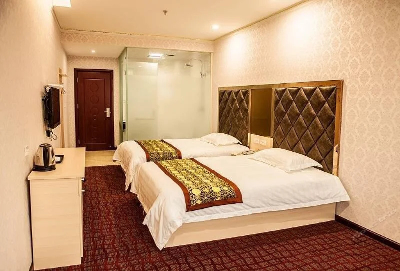 Yunxian Tianan , Power Hotel