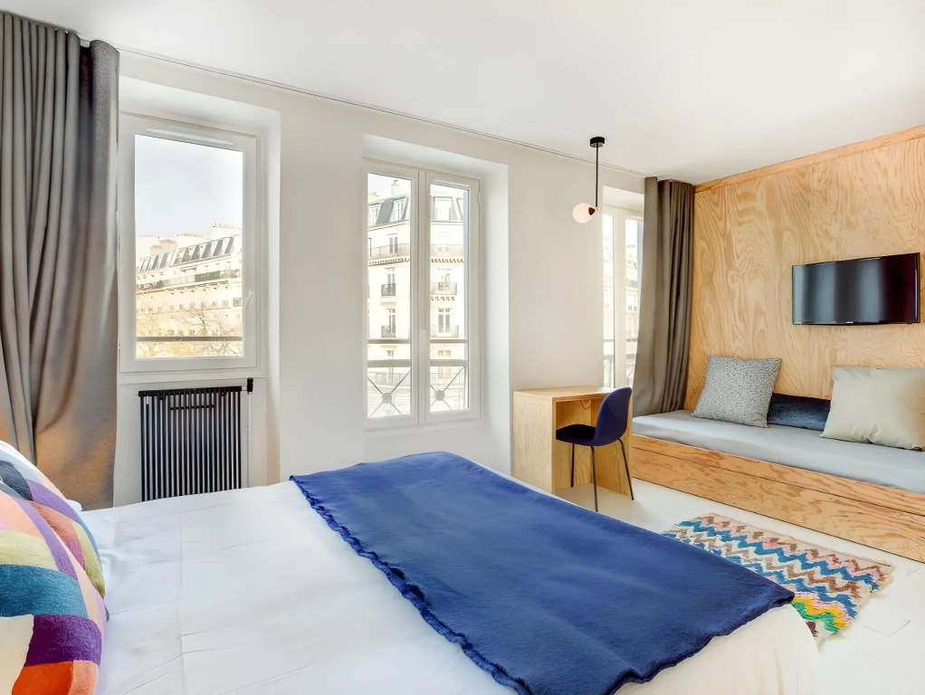 Отель Montholon Paris