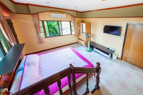 Yellow Villa With Pool In Rawai