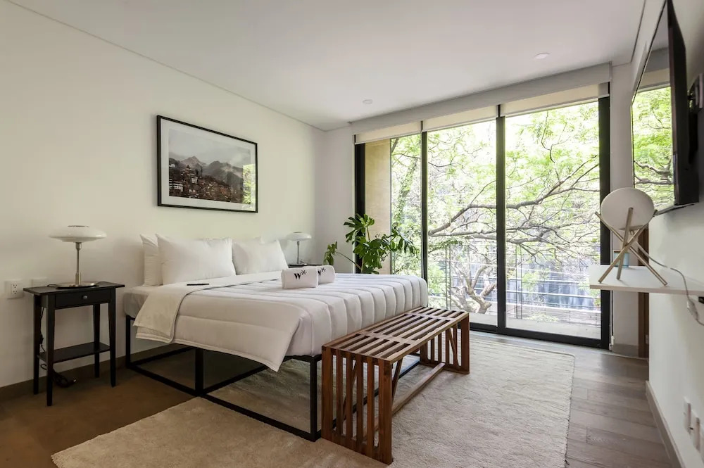 Wynwood House Schiller