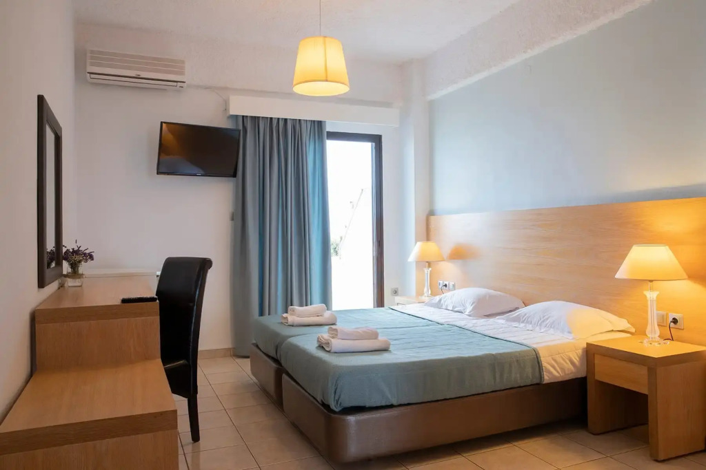 OCEANA Beach Hotel