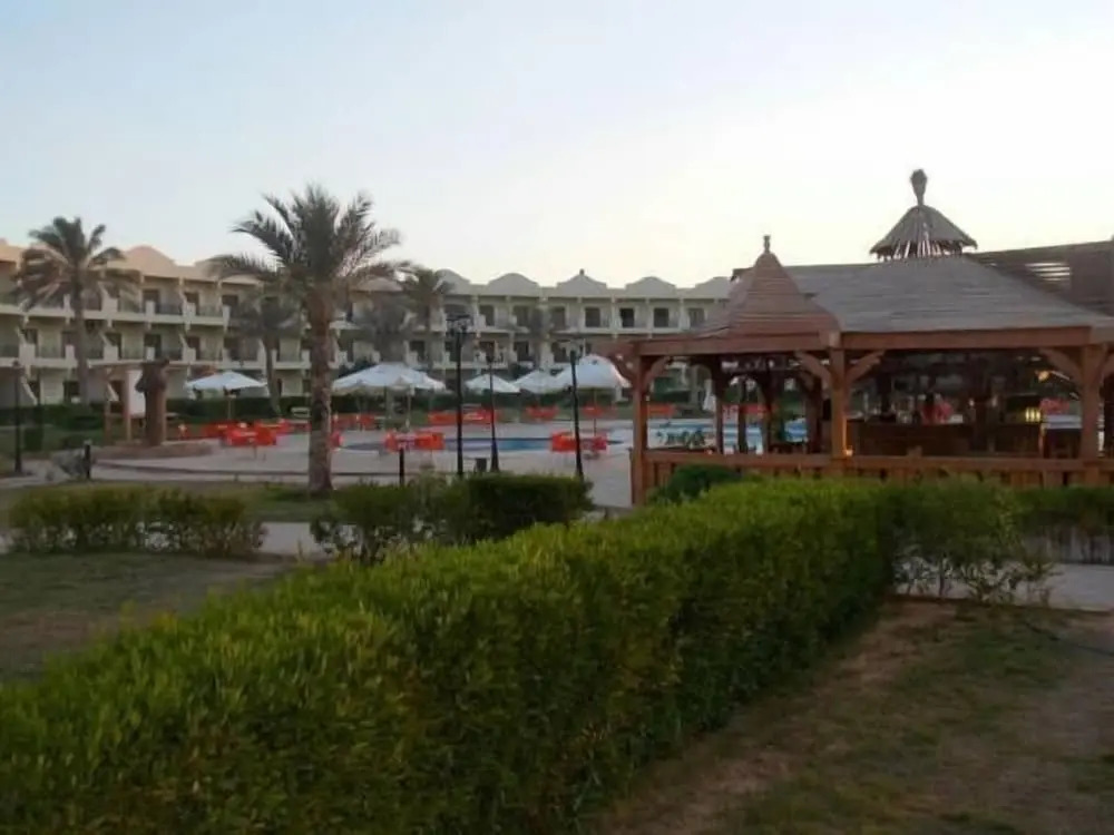 Alhayat Ain El Sokhna